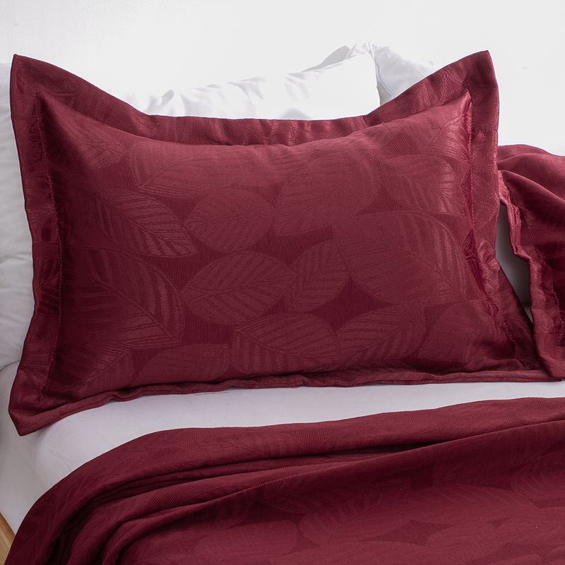 Cubrecama_jacquard_Hojas_Rojo_Full_Det_2_1000